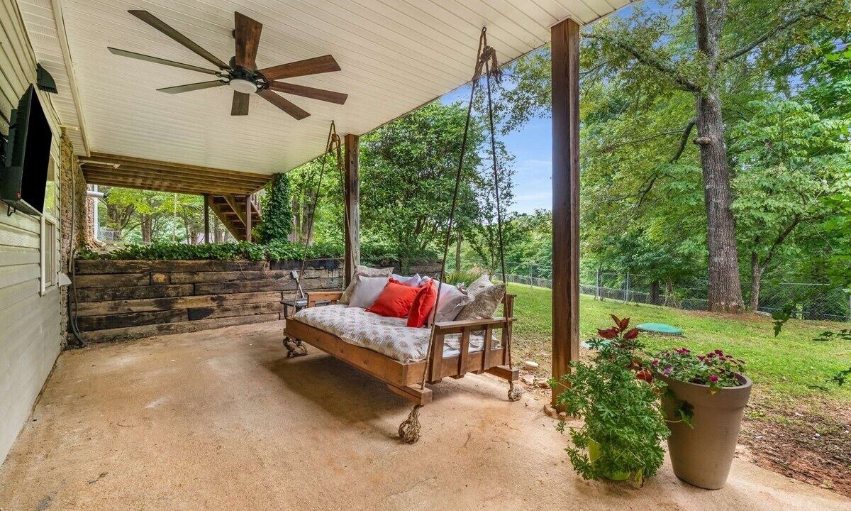 Photo of Patio Balcony in East Ellijay