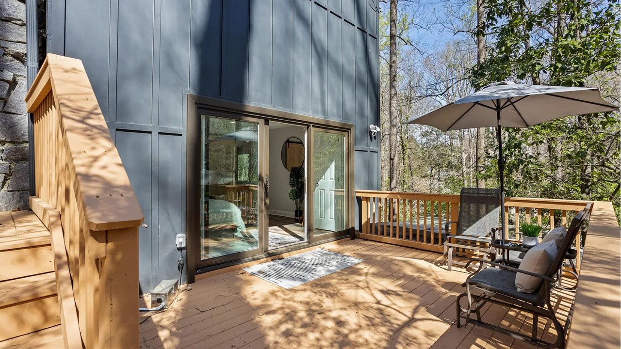 Photo of Patio Balcony in Randall Mill