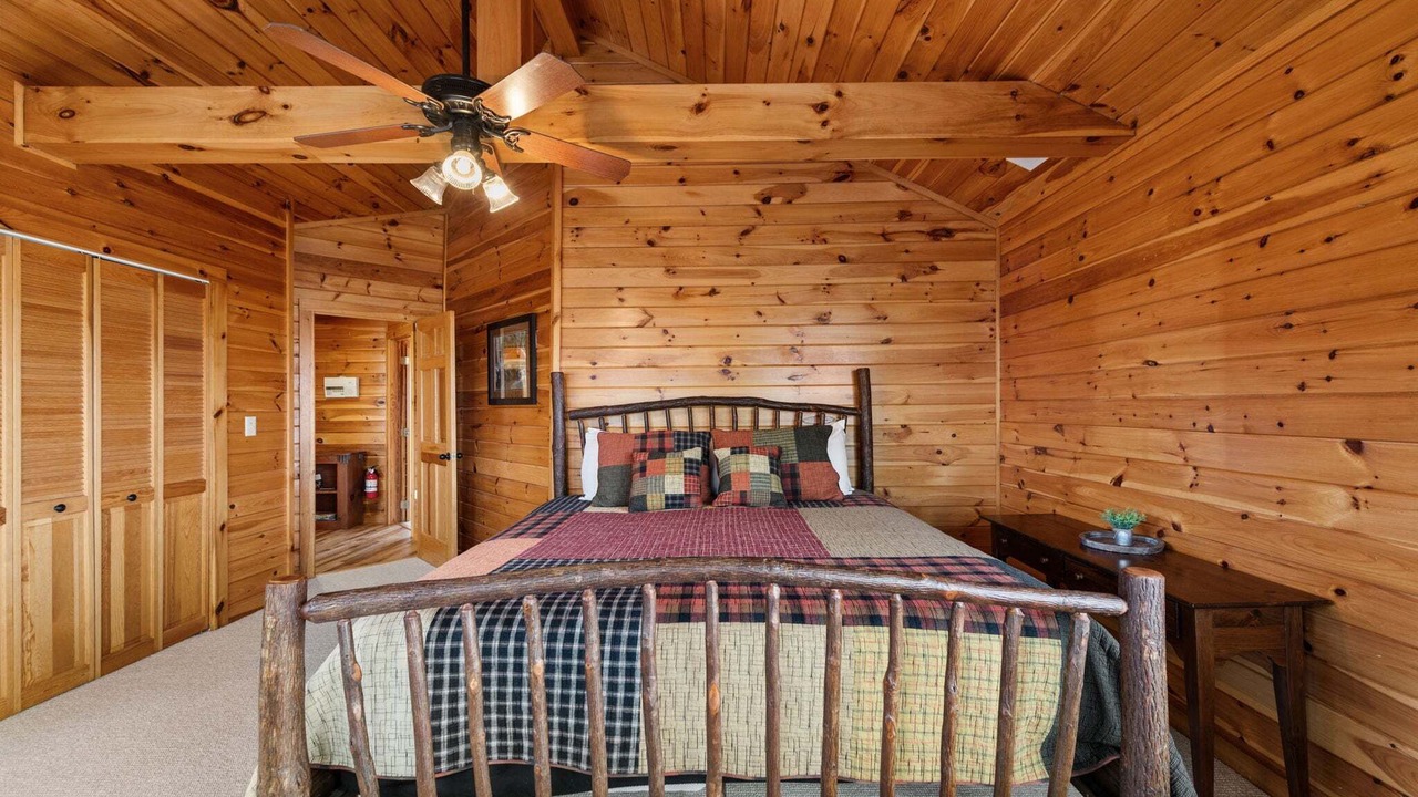 Photo of Bedroom in My Mountain