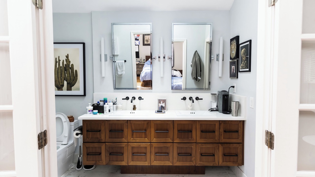 Photo of Bathroom in Poncey-Highland