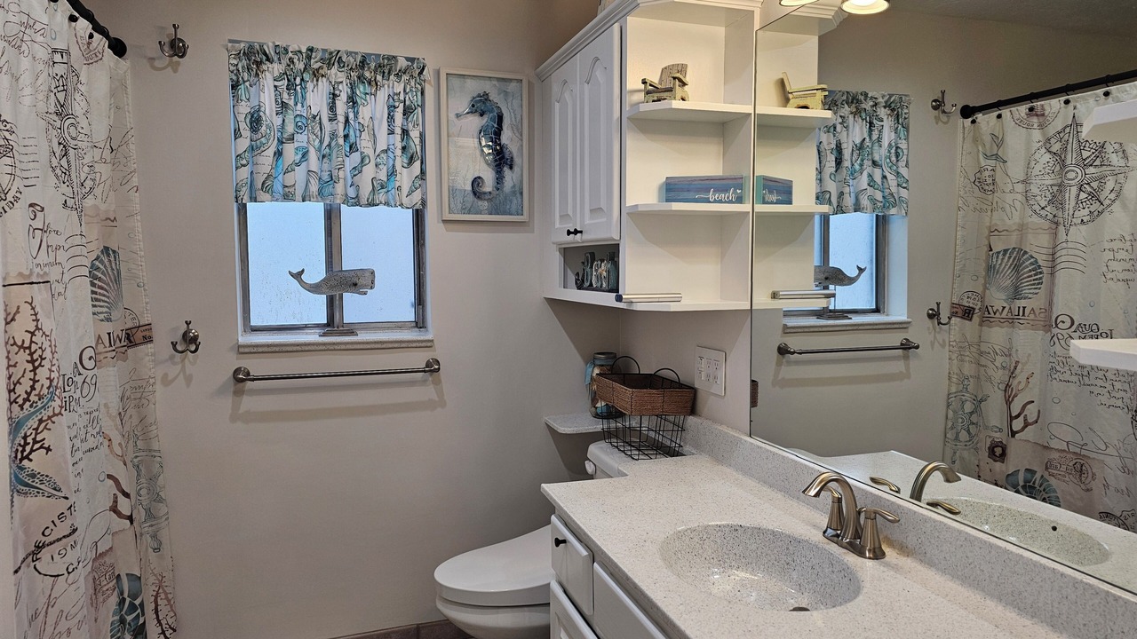 Photo of Bathroom in Sandy