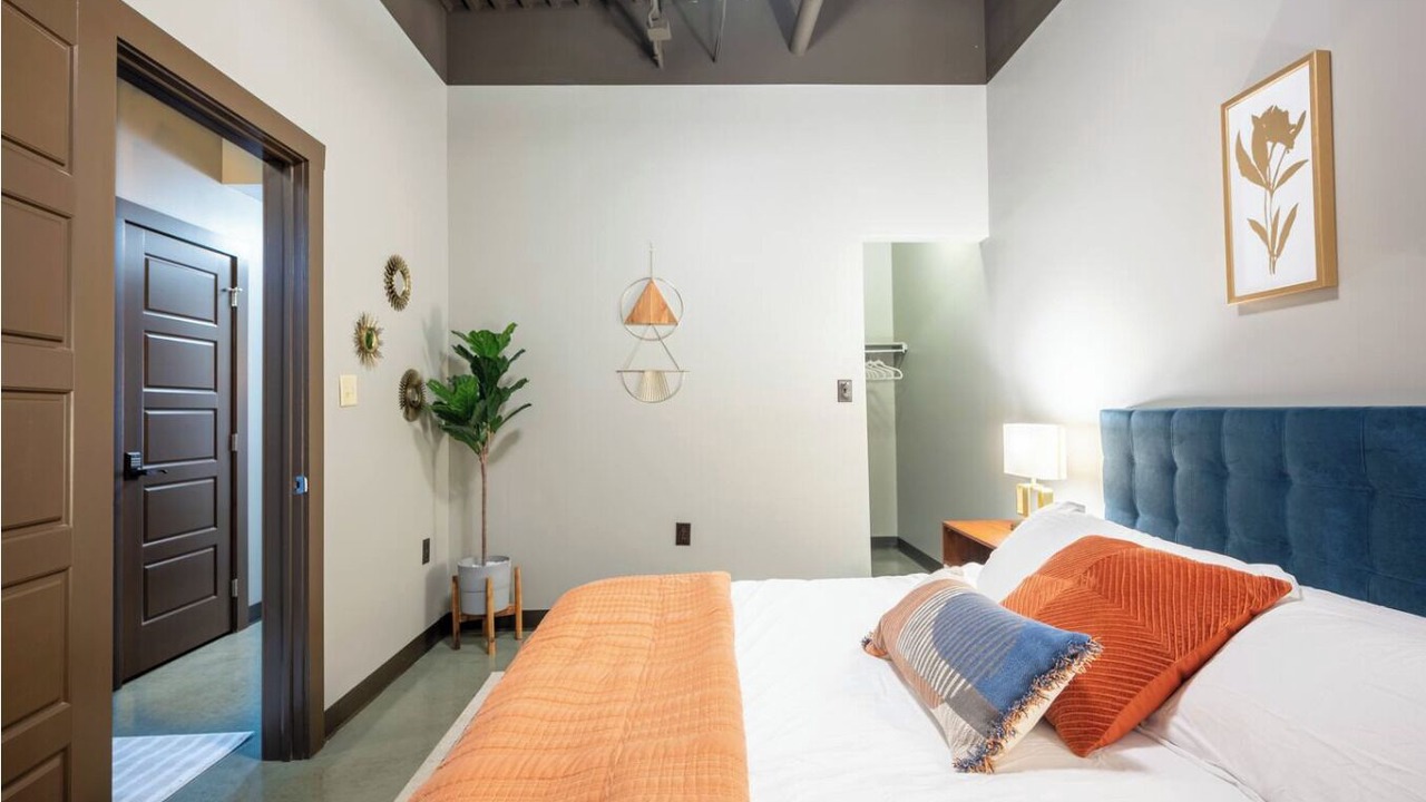 Photo of Bedroom in Weinland Park