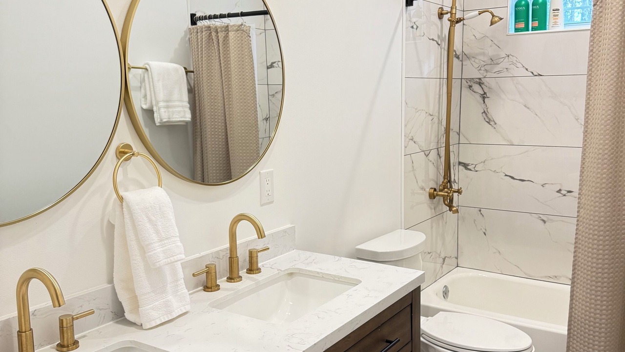 Photo of Bathroom in Delta Junction