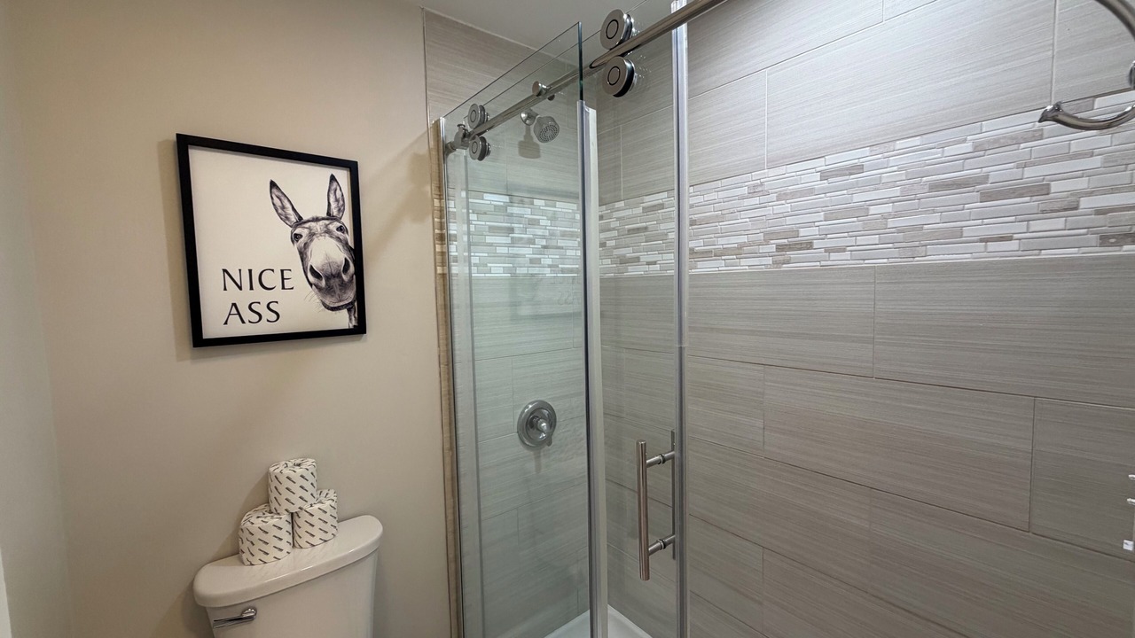 Photo of Bathroom in North Capitol