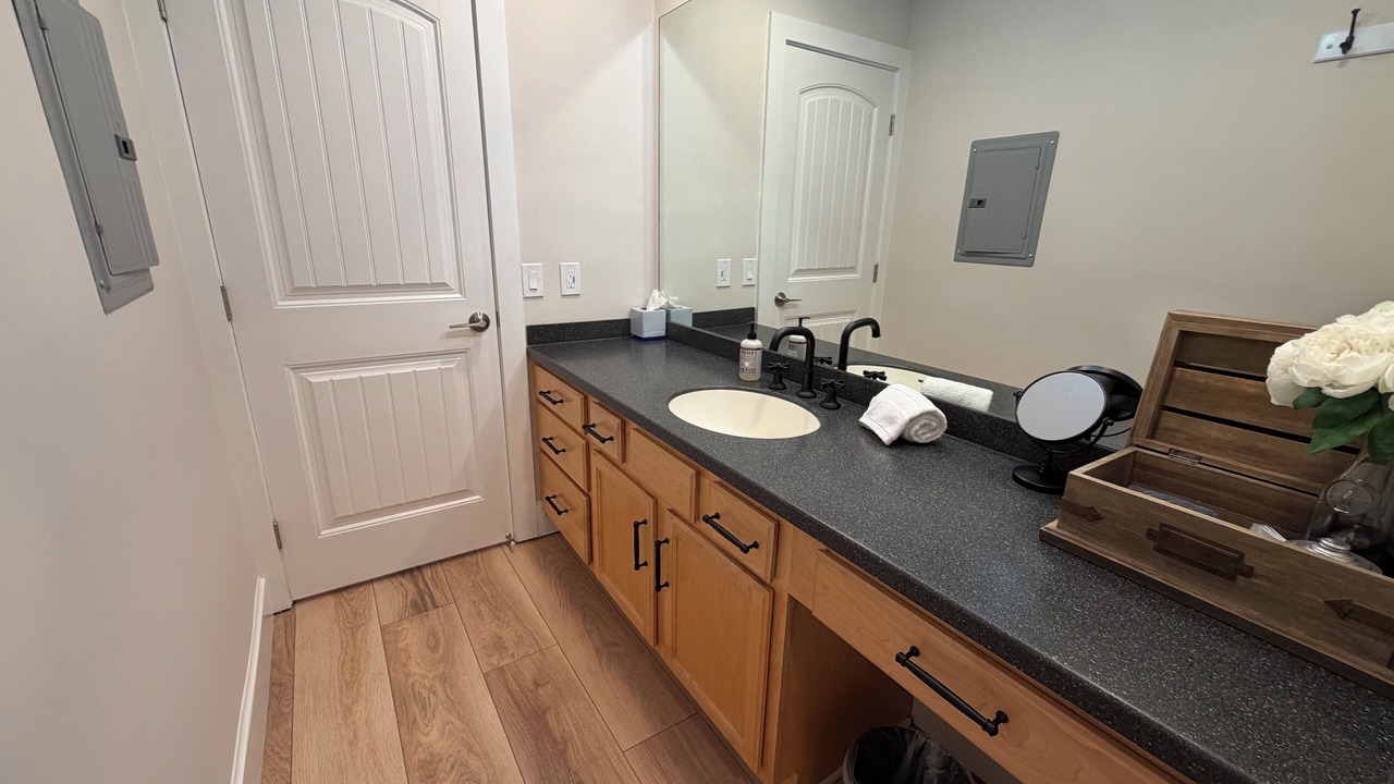 Photo of Bathroom in North Capitol