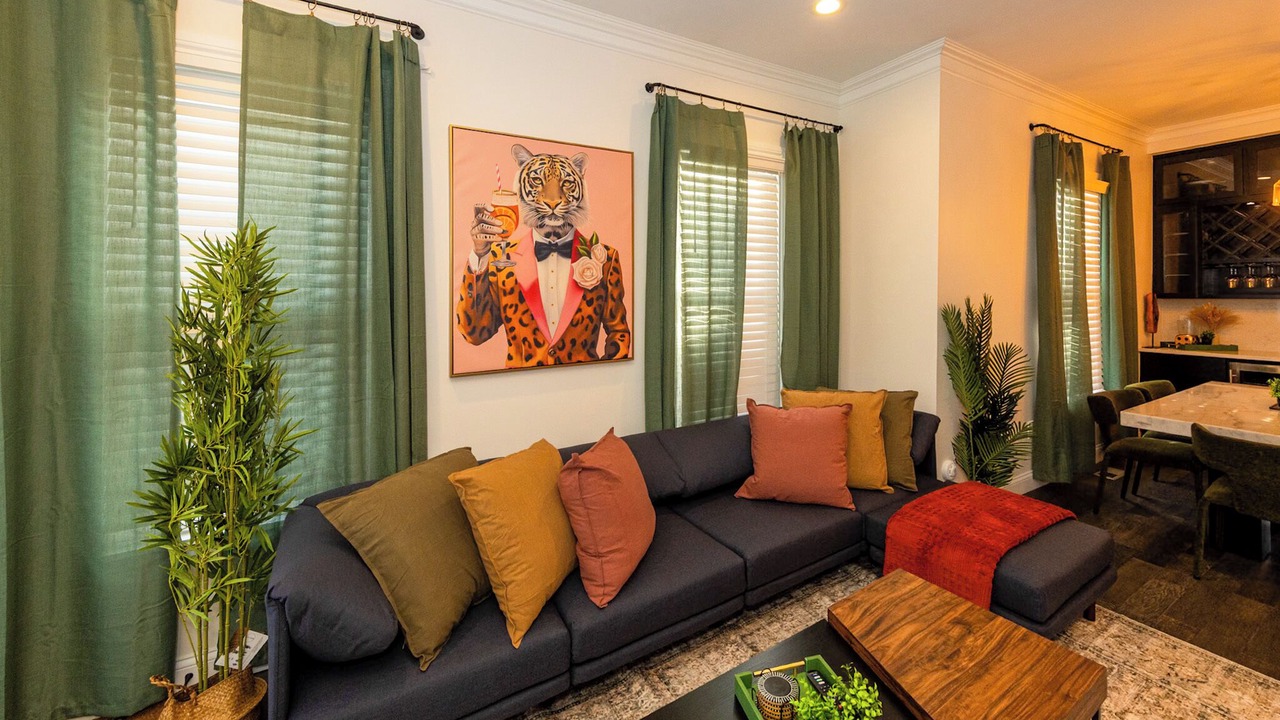 Photo of Livingroom in Victorian Village