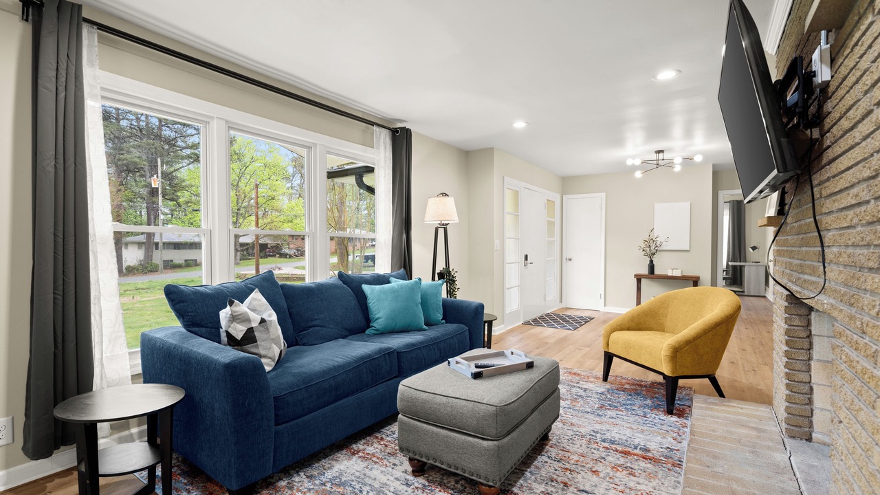 Photo of Livingroom in Buford Highway