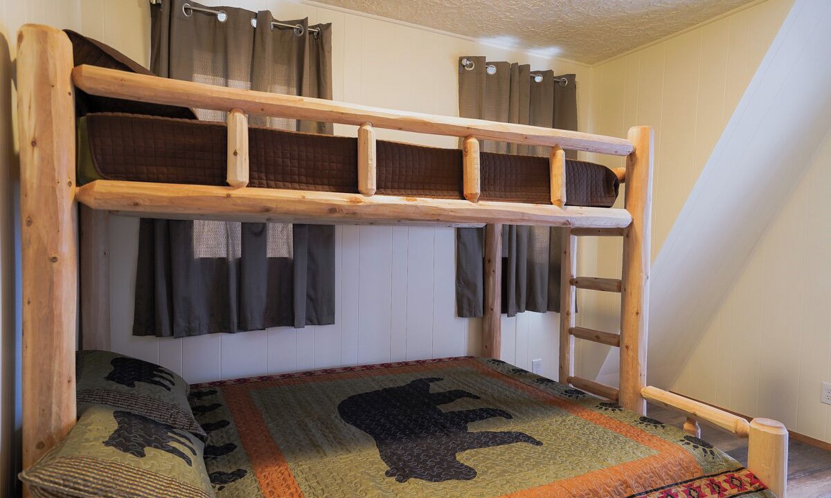 Photo of Bedroom in Lazy Mountain