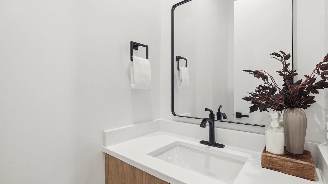 Photo of Bathroom in Oak Cliff