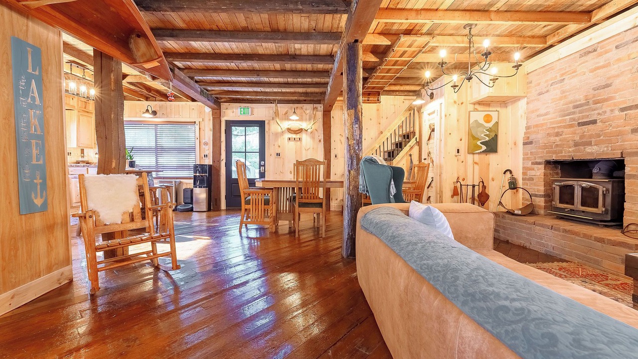 Photo of Livingroom in Carrollton