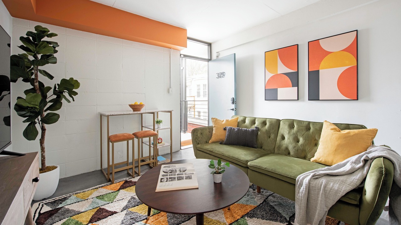 Photo of Livingroom in Virginia Highland
