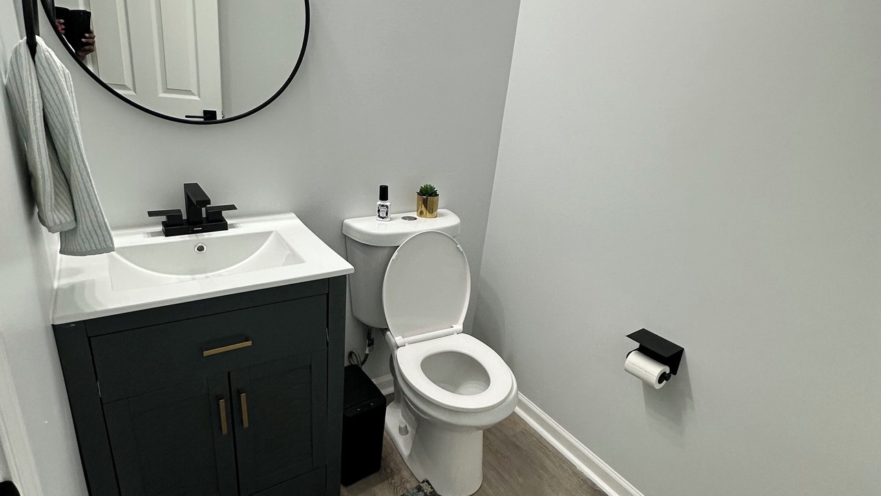 Photo of Bathroom in Collier Heights