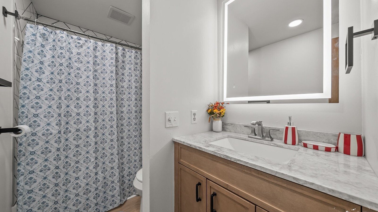 Photo of Bathroom in Huffman - O' Malley