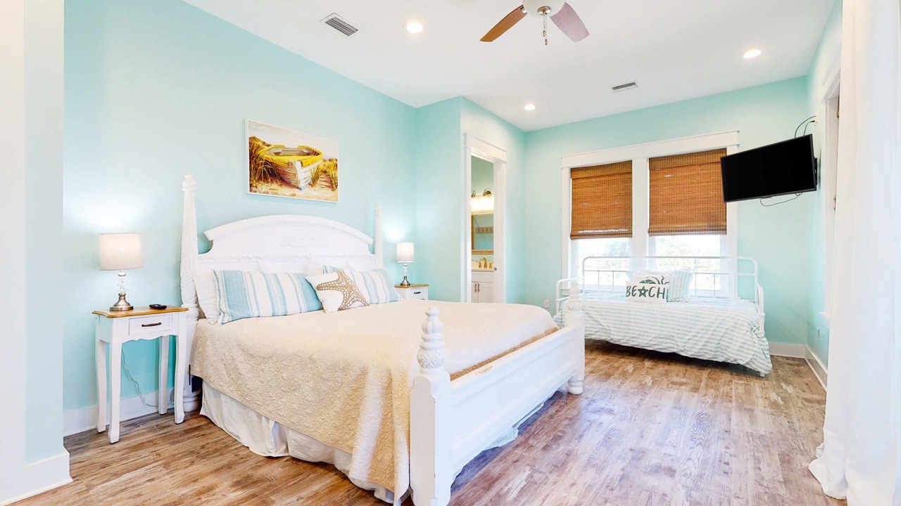 Photo of Bedroom in Indian Pass