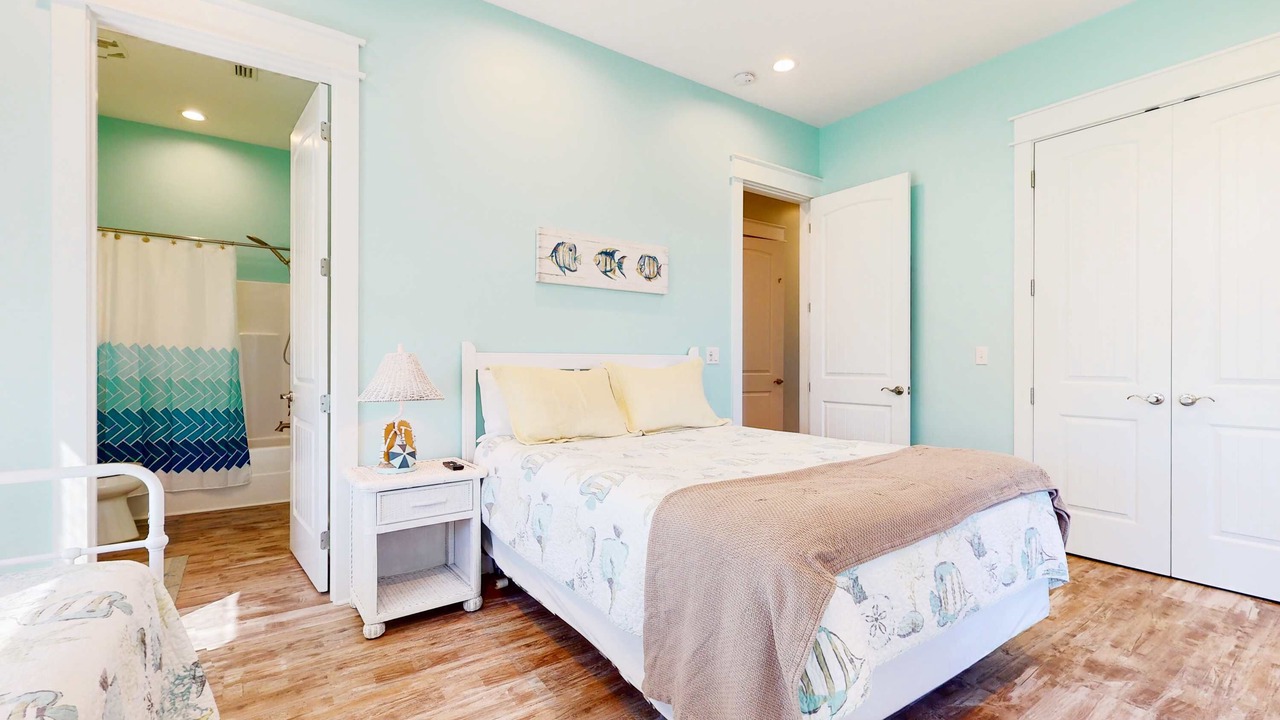 Photo of Bedroom in Indian Pass