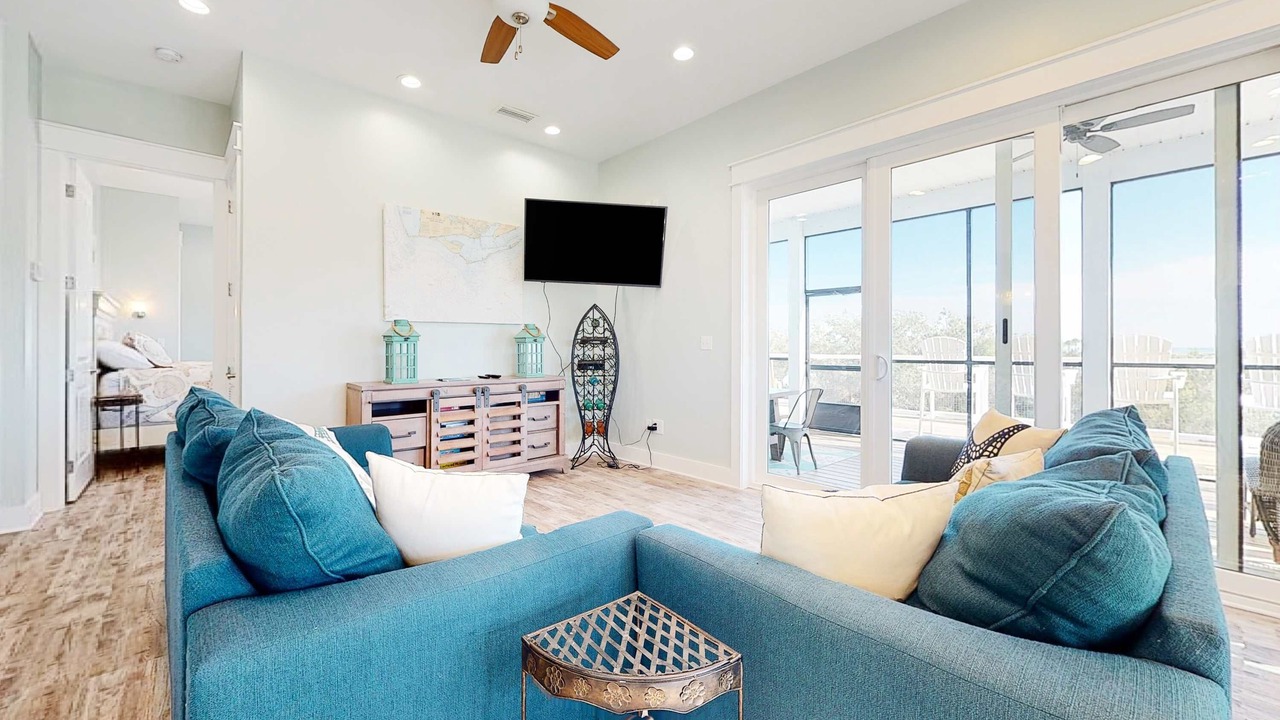 Photo of Livingroom in Indian Pass