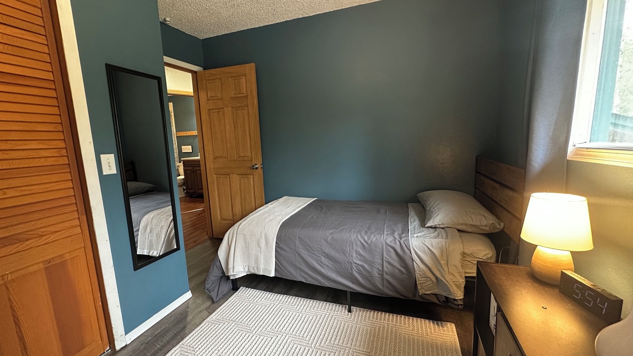 Photo of Bedroom in Meadow Lakes