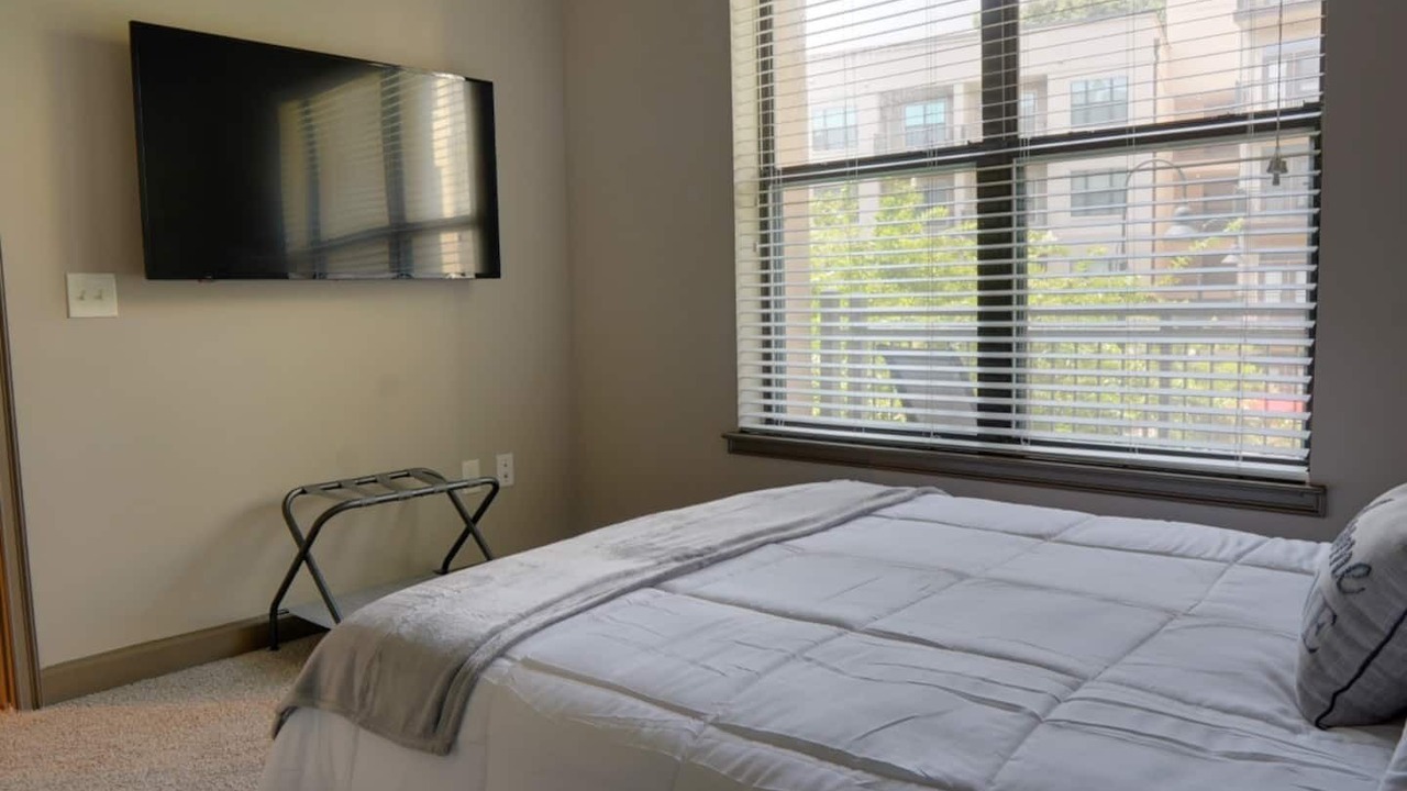 Photo of Bedroom in Loring Heights