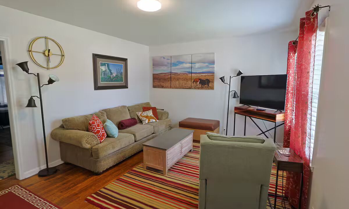 Photo of Livingroom in Sugar House