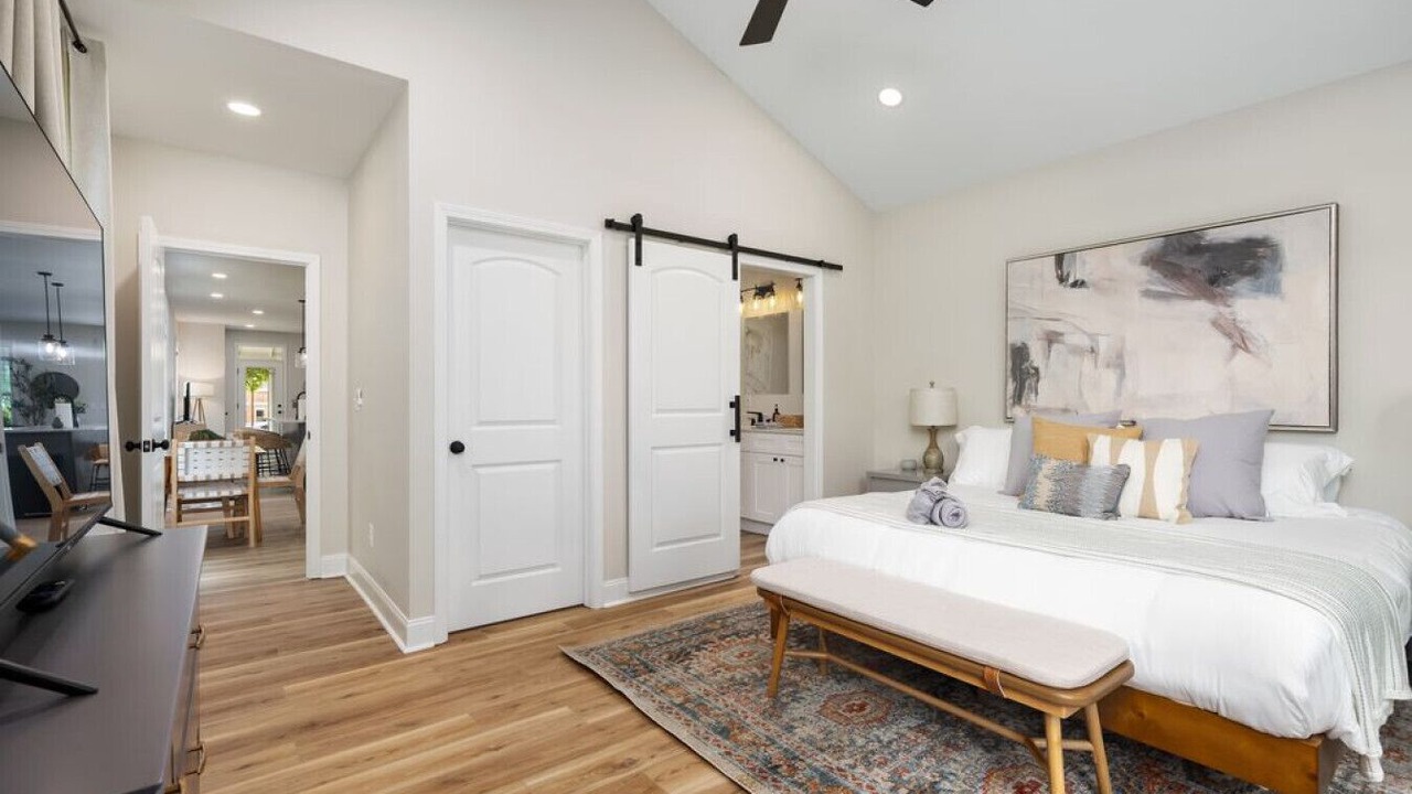 Photo of Bedroom in Victorian Village