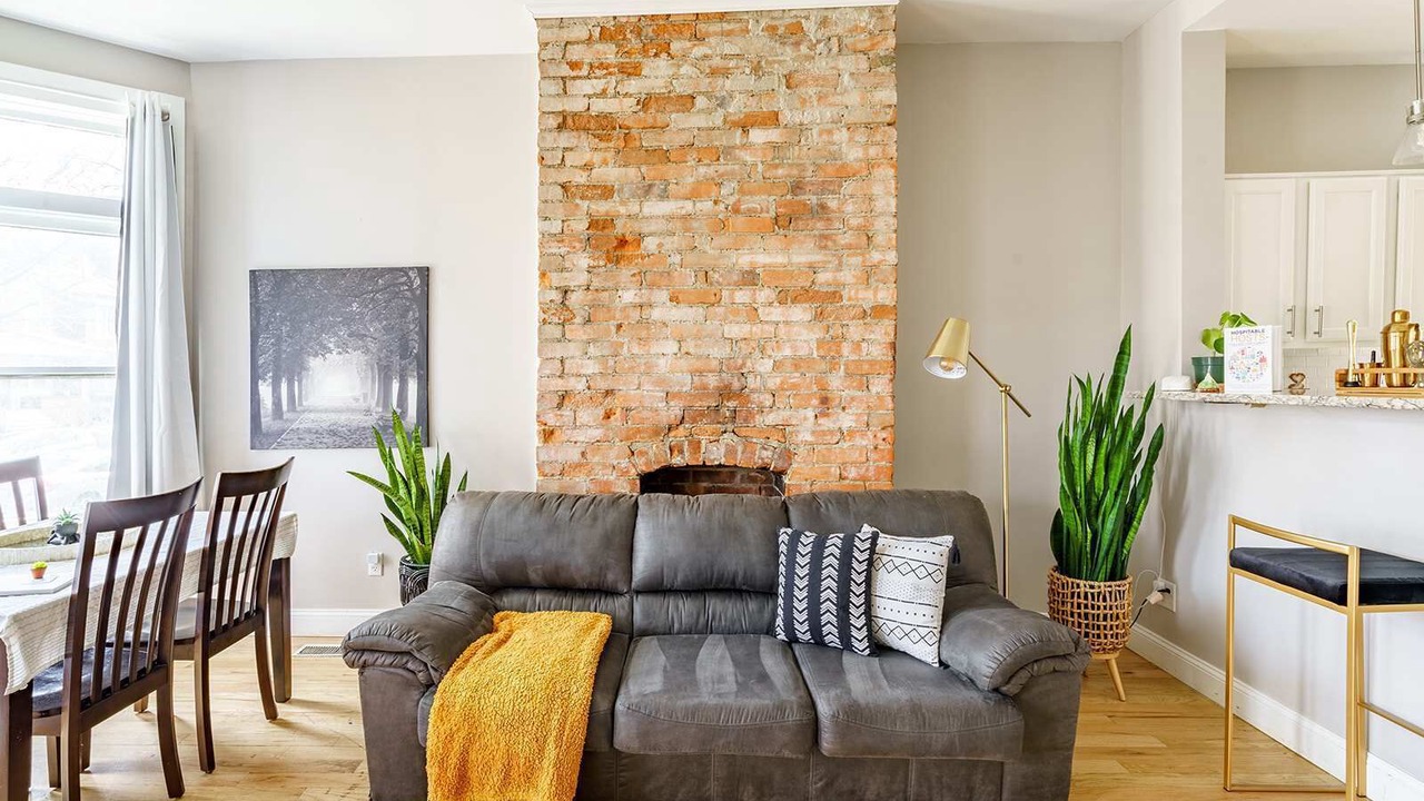 Photo of Livingroom in Victorian Village