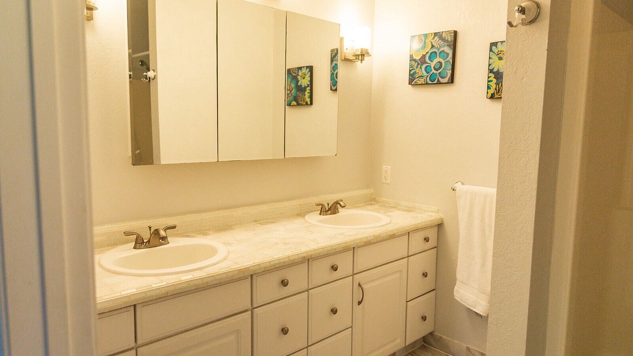 Photo of Bathroom in Homer