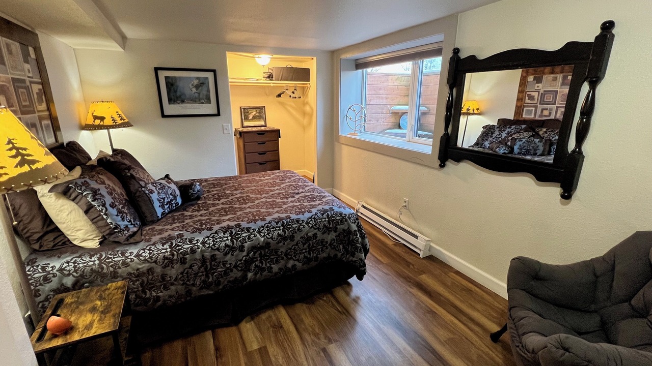 Photo of Bedroom in Fairbanks