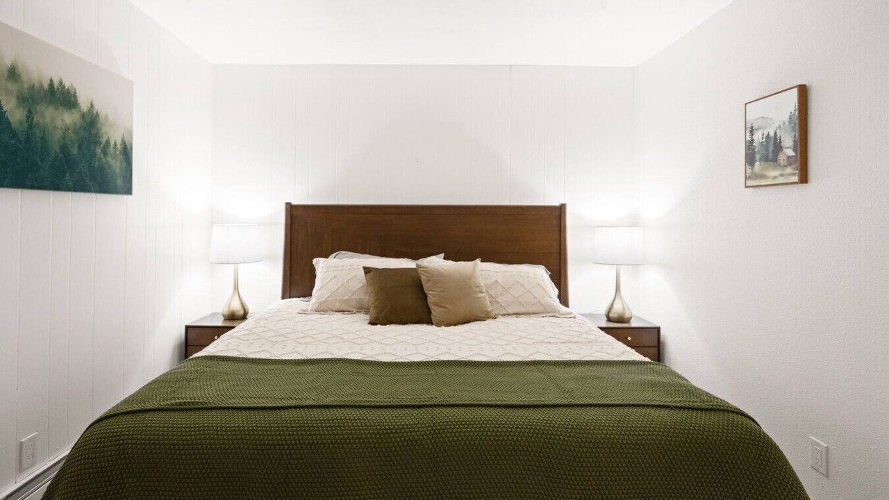 Photo of Bedroom in College