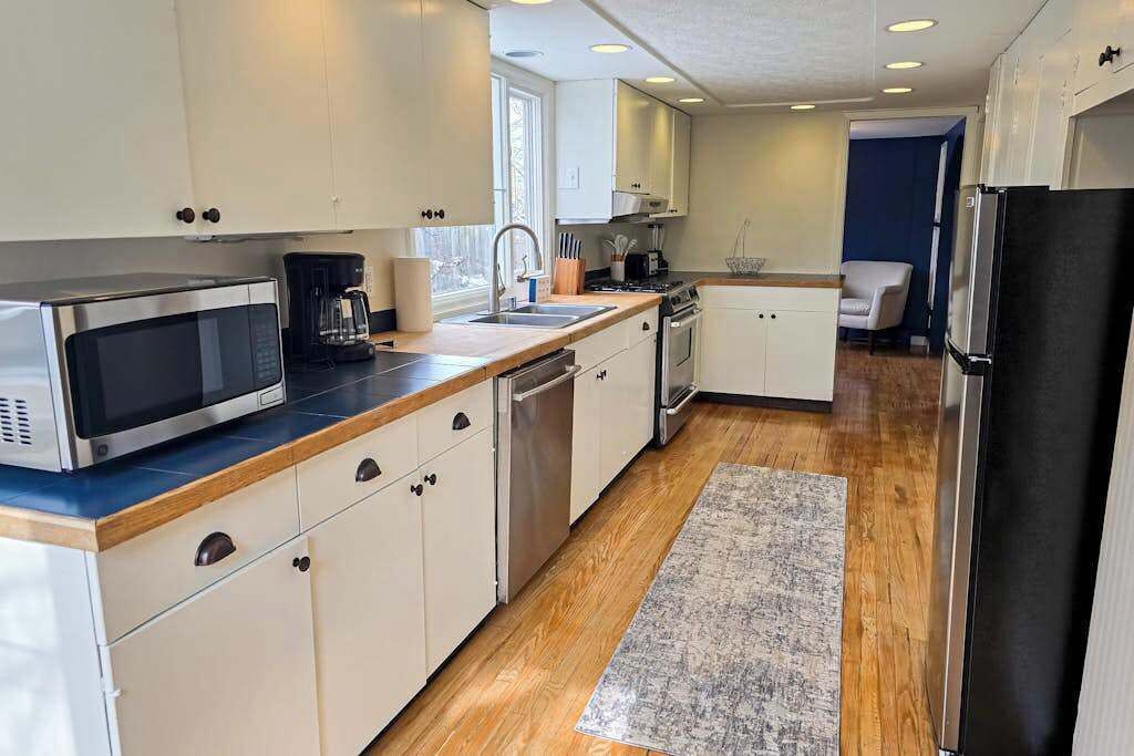 Photo of Kitchen in Downtown Anchorage