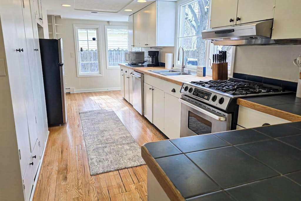 Photo of Kitchen in Downtown Anchorage