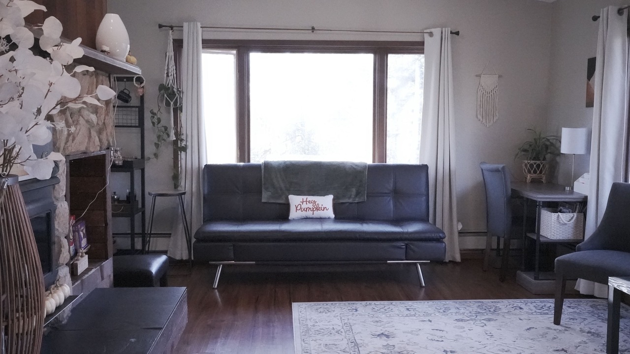 Photo of Livingroom in Meadow Lakes