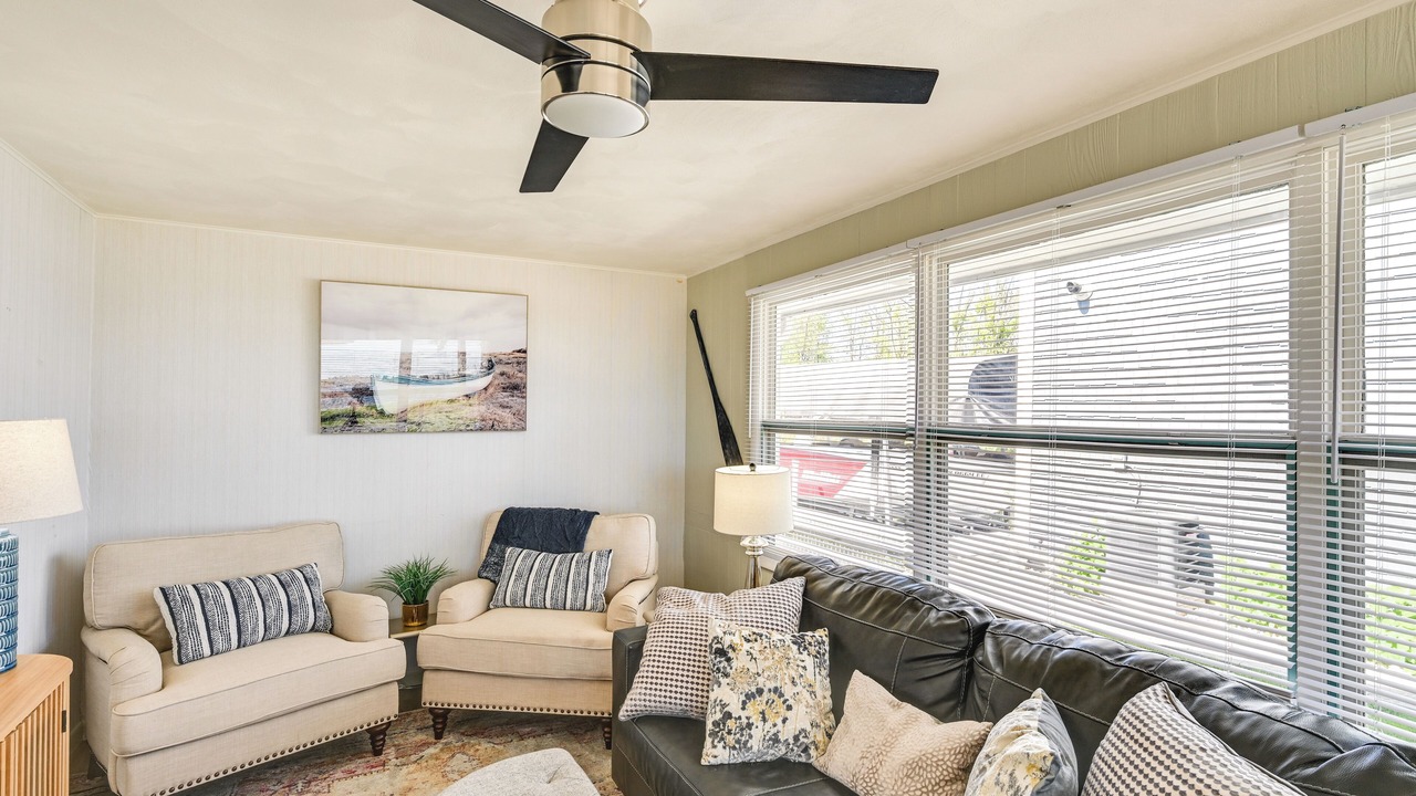 Photo of Livingroom in Syracuse