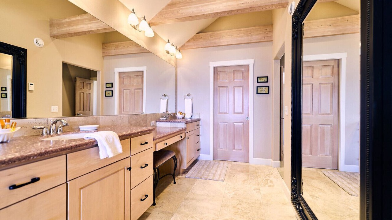 Photo of Bathroom in Homer