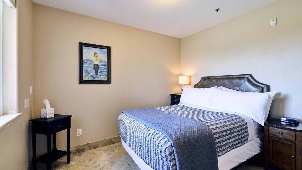 Photo of Bedroom in Homer