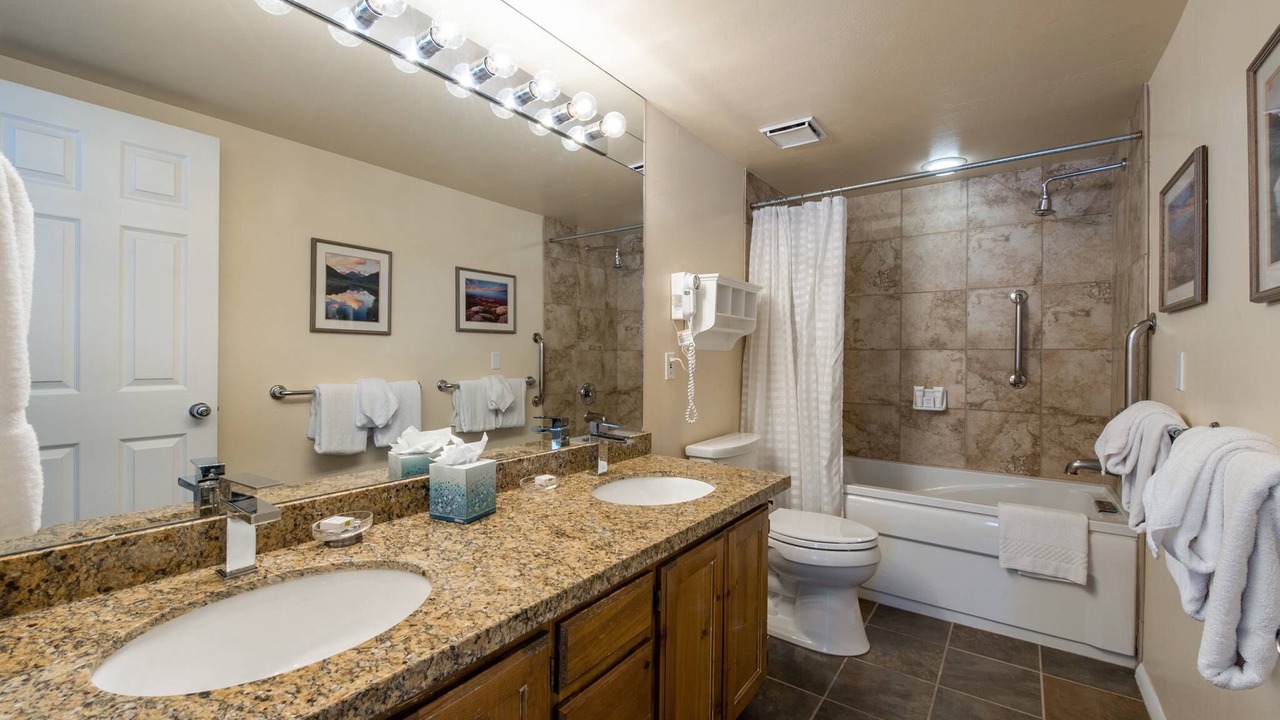Photo of Bathroom in Park Meadows