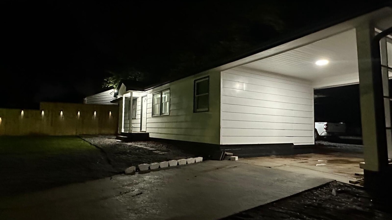 Photo of Outdoor in Tucker