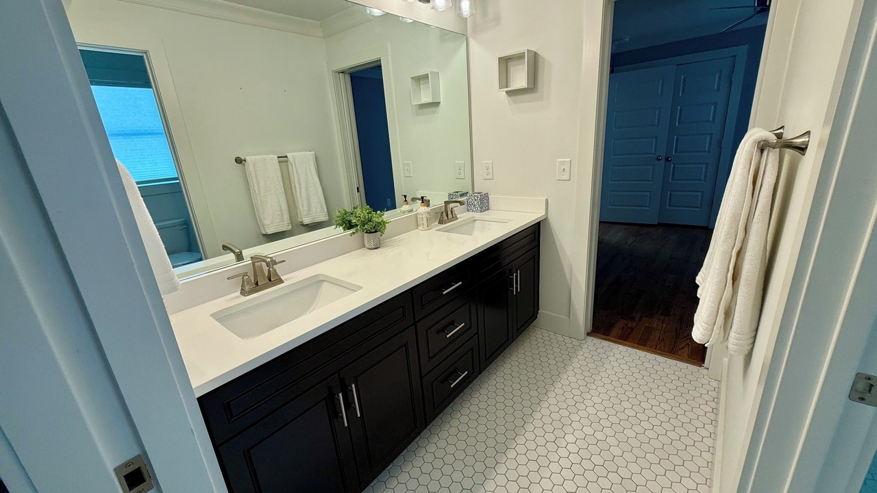 Photo of Bathroom in Chosewood Park