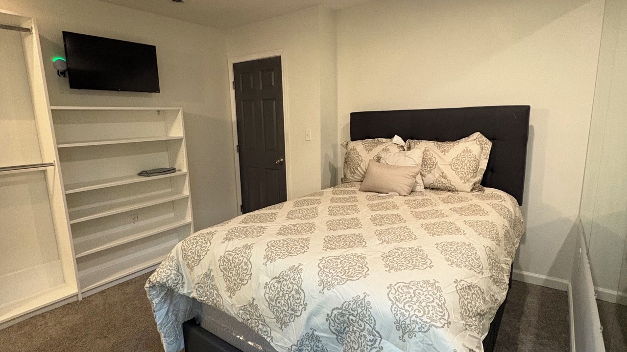 Photo of Bedroom in Belvedere Park