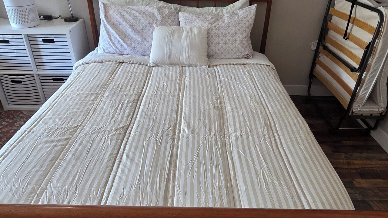 Photo of Bedroom in Susitna North