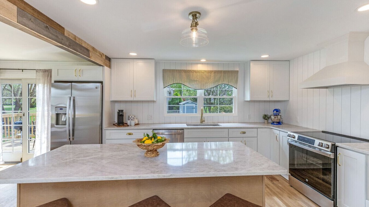 Photo of Kitchen in Lewis Center