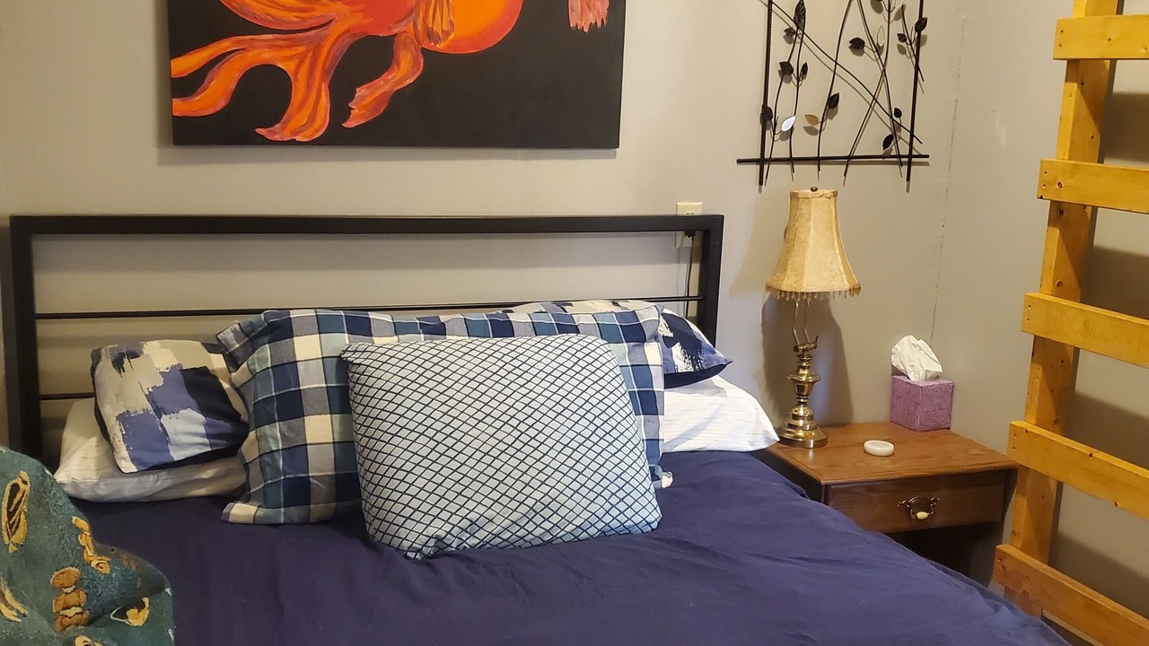 Photo of Bedroom in Ninilchik