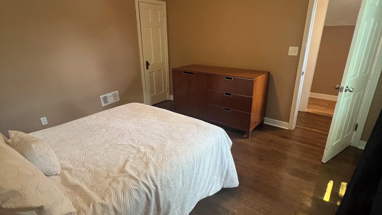 Photo of Bedroom in Great Lakes