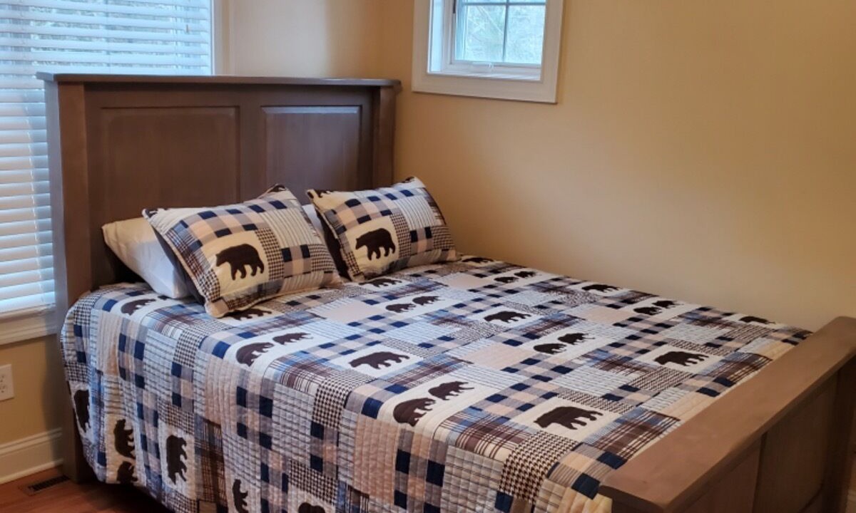 Photo of Bedroom in Saratoga Springs