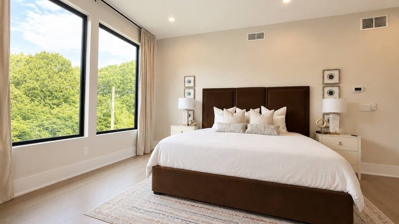 Photo of Bedroom in Loring Heights