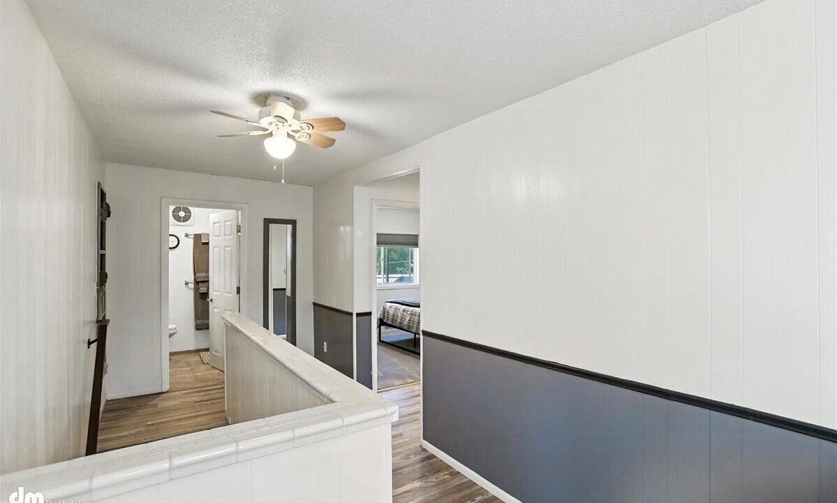 Photo of Bathroom in Mid-Hillside