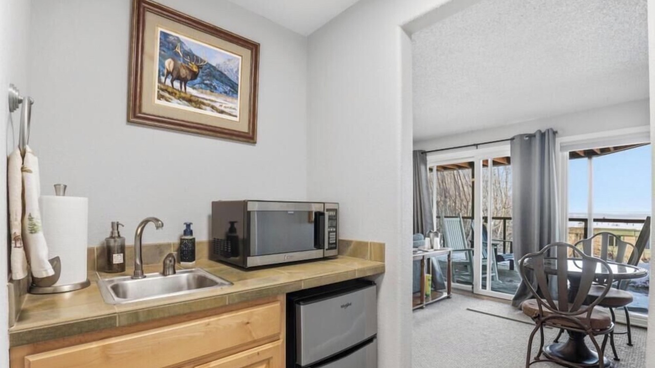 Photo of Kitchen in Downtown Anchorage