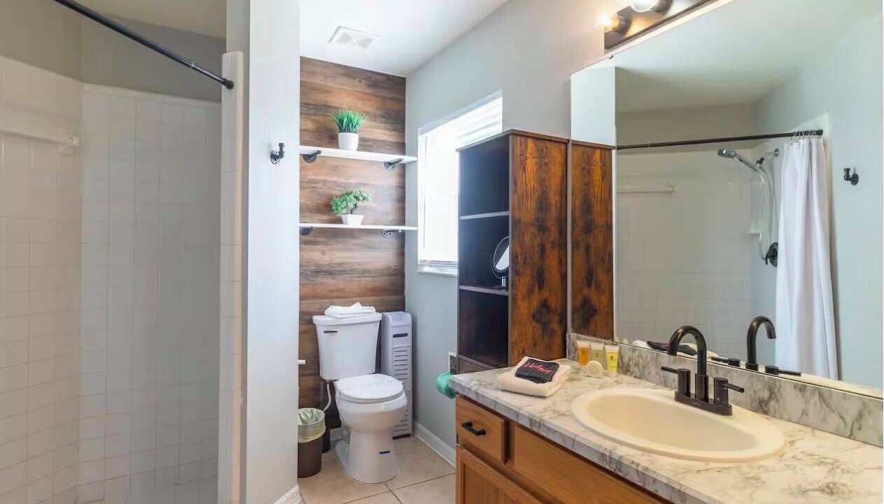 Photo of Bathroom in Indian Ridge
