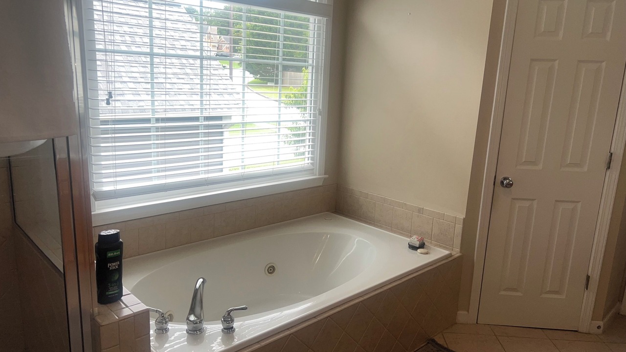 Photo of Bathroom in Mableton