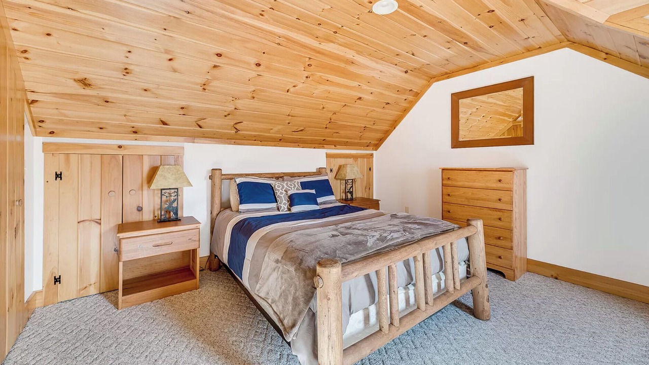 Photo of Bedroom in Carrabassett Valley