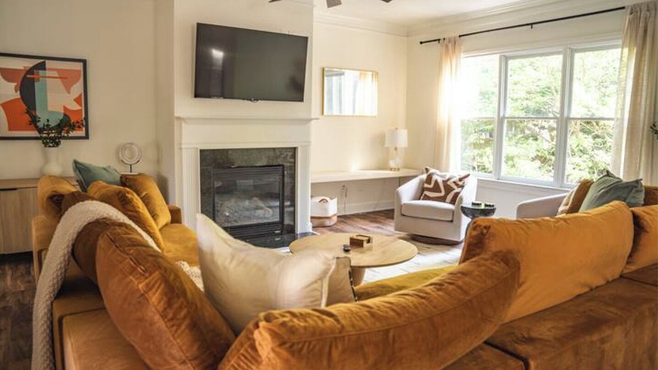 Photo of Livingroom in Bolton